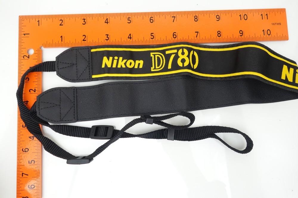 NIKON D780 CAMERA NECK STRAP , AN-DC21 , OEM