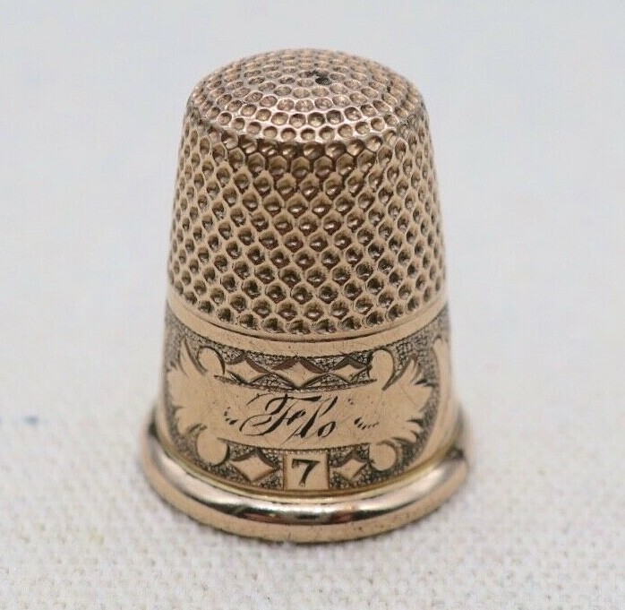 14K Gold ~ FLO'S THIMBLE ~ Size 7