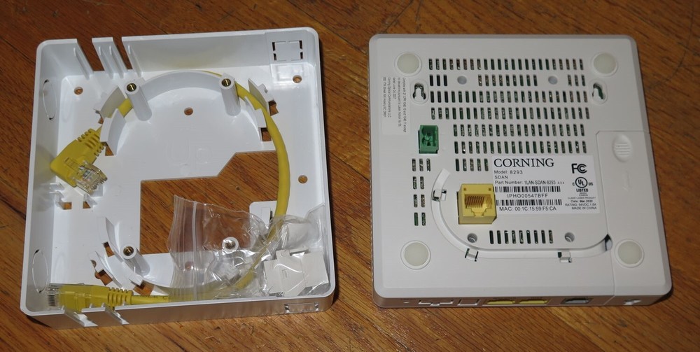 Corning 8293 Software-Defined Access Node SDAN GPON SFU ONT - 8200 Series