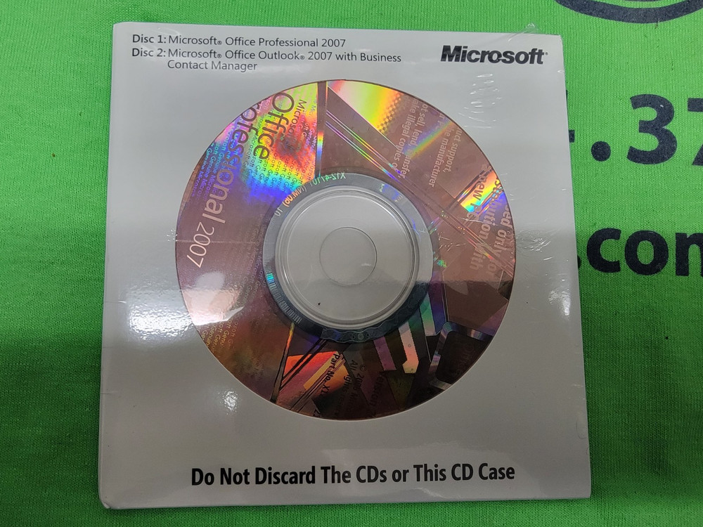 Microsoft Office 2007 Professional Full English Version - NEW - SEALED