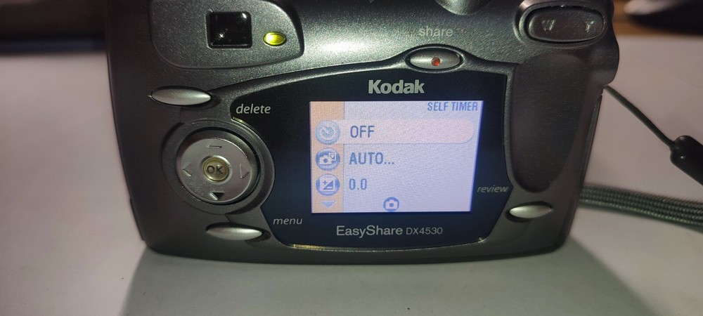 Kodak EasyShare DX4530 5.0MP Compact Digital Camera Silver