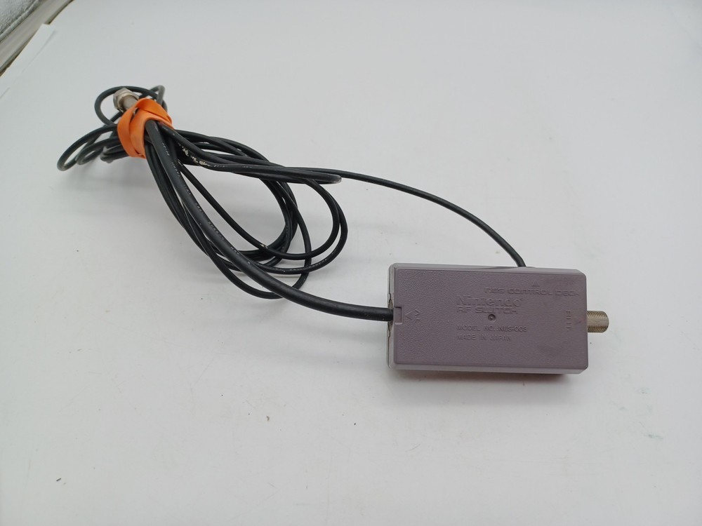 Nintendo OEM RF Switch. NES 003