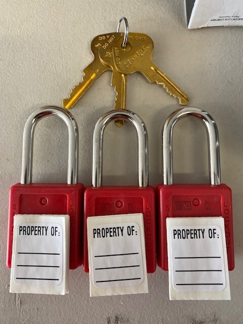 Master Lock 410Kas3red Lockout Padlock 3 Pack , Keyed Alike, Red Thermoplastic