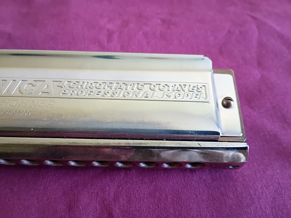 HONER CHROMONICA 280C Professional Model with case Made in Germany