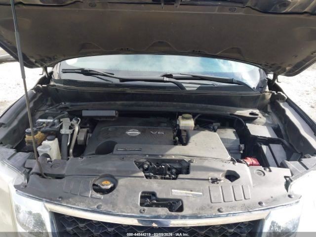 PATHFINDR 2014 Glove Box 5020646