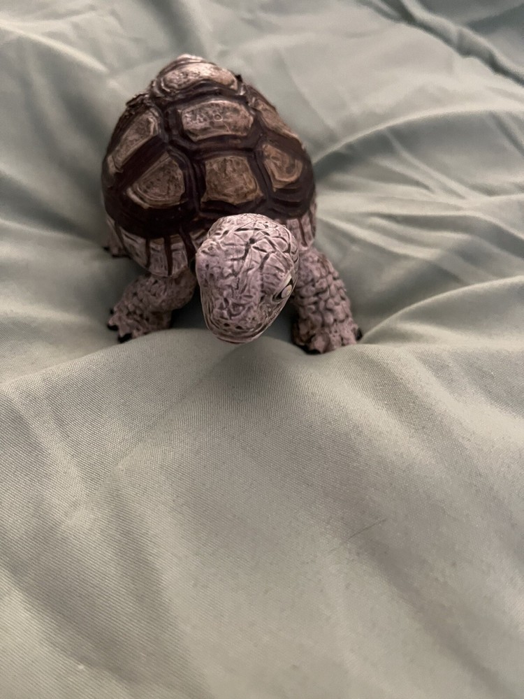 Turtle figurine 5”