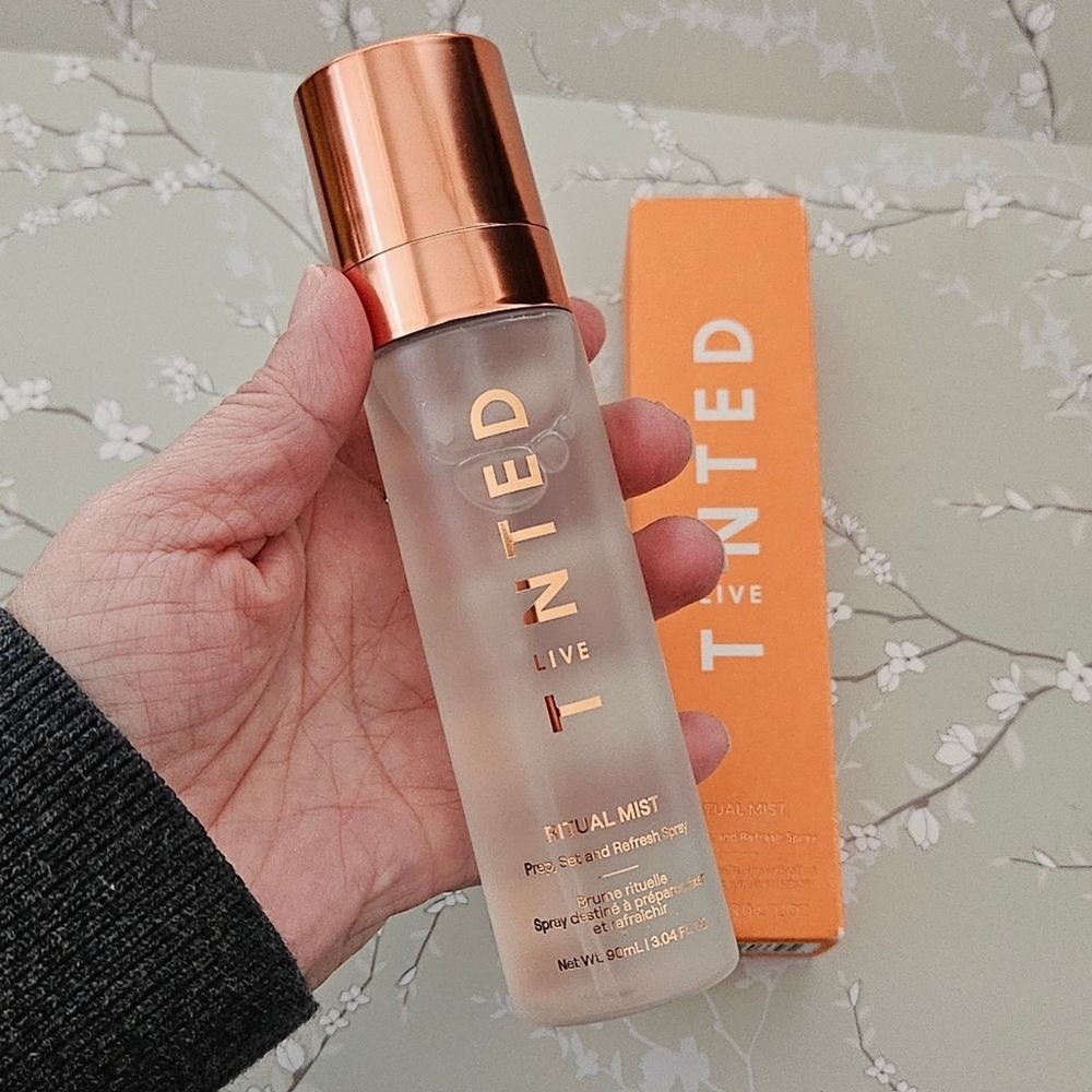 Live Tinted Ritual Mist Setting Spray New