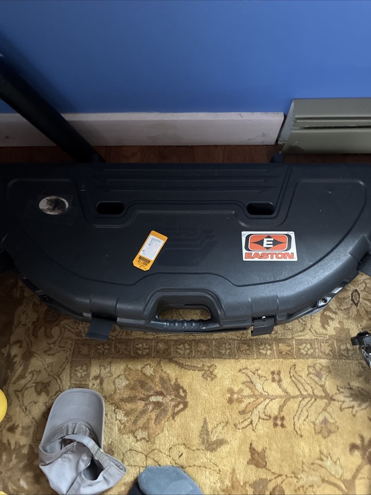 Hard Cover Bow Case