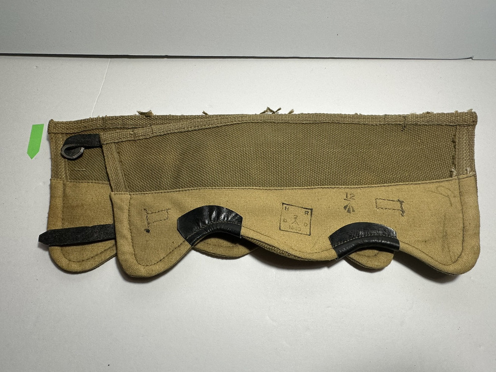 Pair Original Dated British Army Soldiers Spat / Gaiter