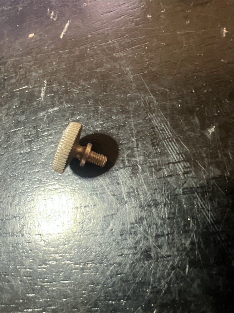 Singer 221 Featherweight Pressor Foot Screw