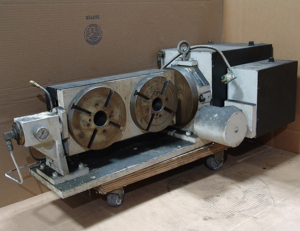Dual CNC rotary tilting machine table carcass Troyke