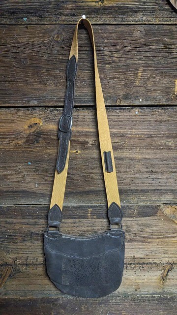 LEATHER MUZZLELOADER POSSIBLES DOUBLE POUCH BAG