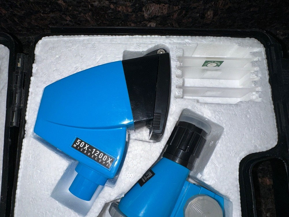 Discovery Channel Kids 50X-1200X Microscope Kit w/Storage Case Mostly Complete