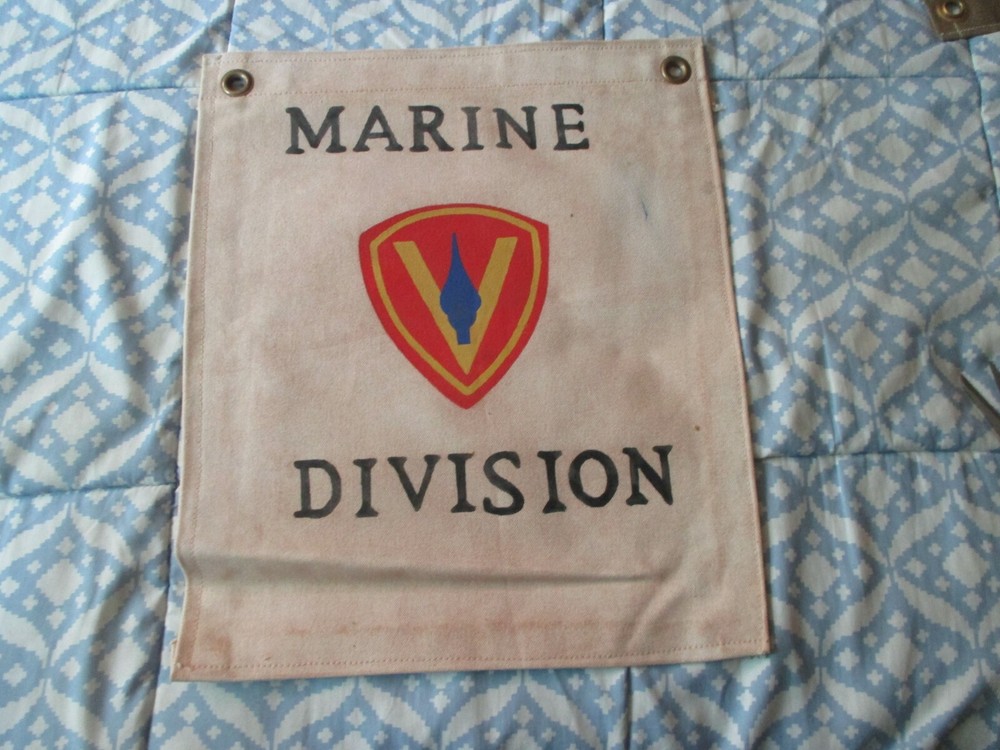 WWII USMC 5TH MARINE DIVISION  BARRACK BAR     FLAG