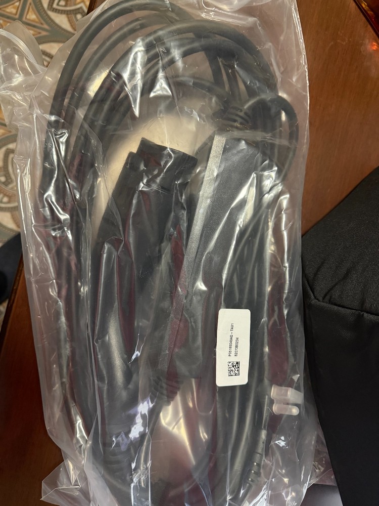 Jeep 4xE charging cable J1772 with case