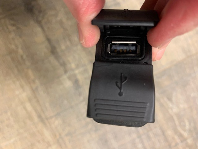 CARLING TECHNOLOGIES V-CHARGER DUAL USB SOCKET