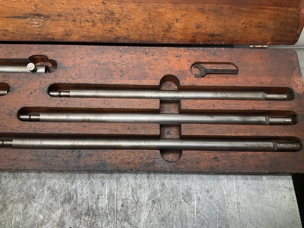 Brown + Sharpe 276 Inside Micrometer Set 12" - 22"
