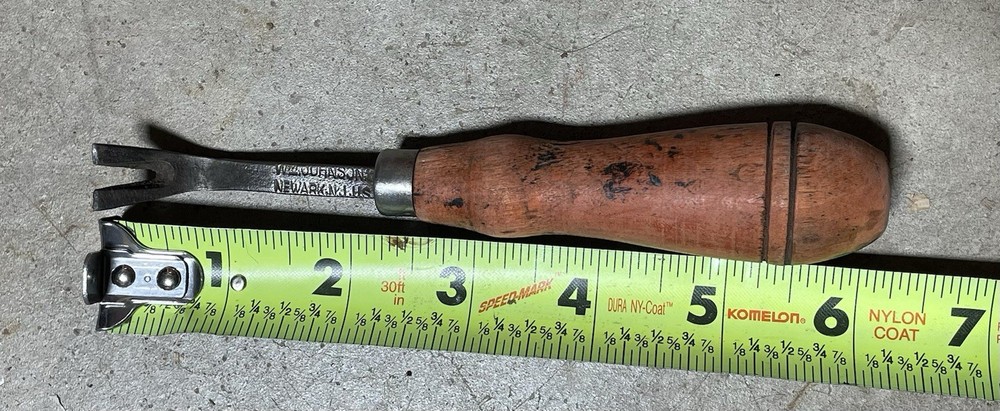 VTG Wm. Johnson Nail, Tack Or Brad Puller