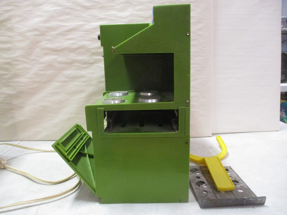 Kenner Premier Model Easy Bake Oven