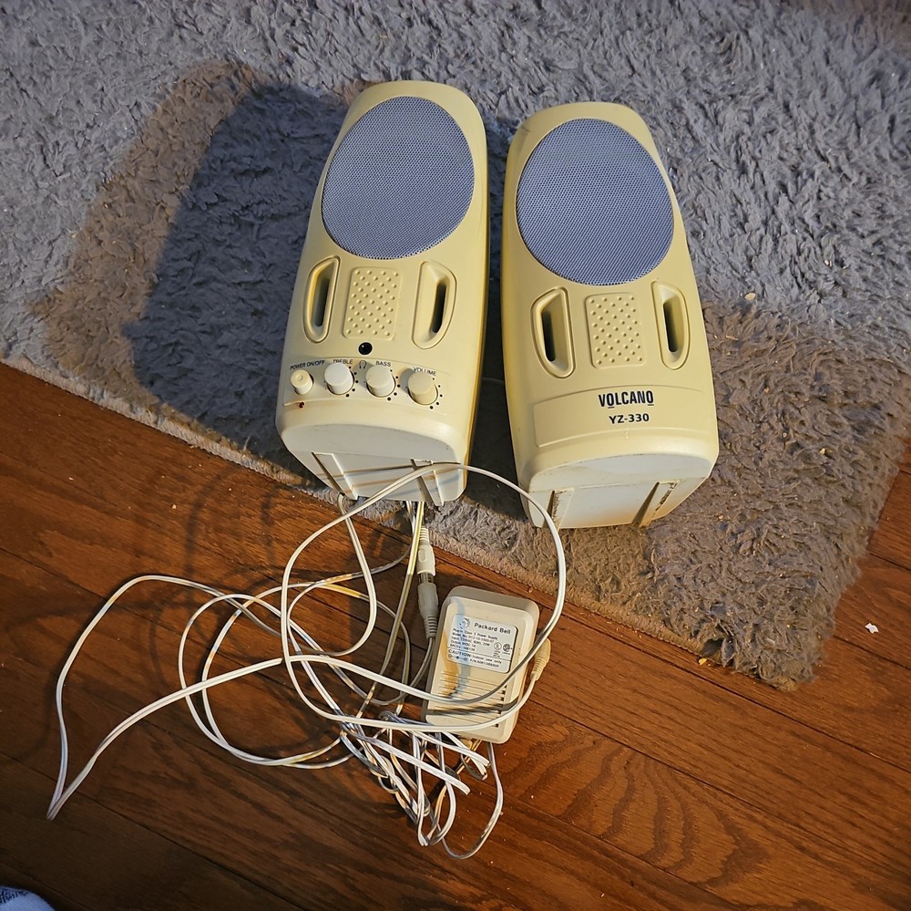 Volcano Speakers YZ-330 Multimedia Vintage