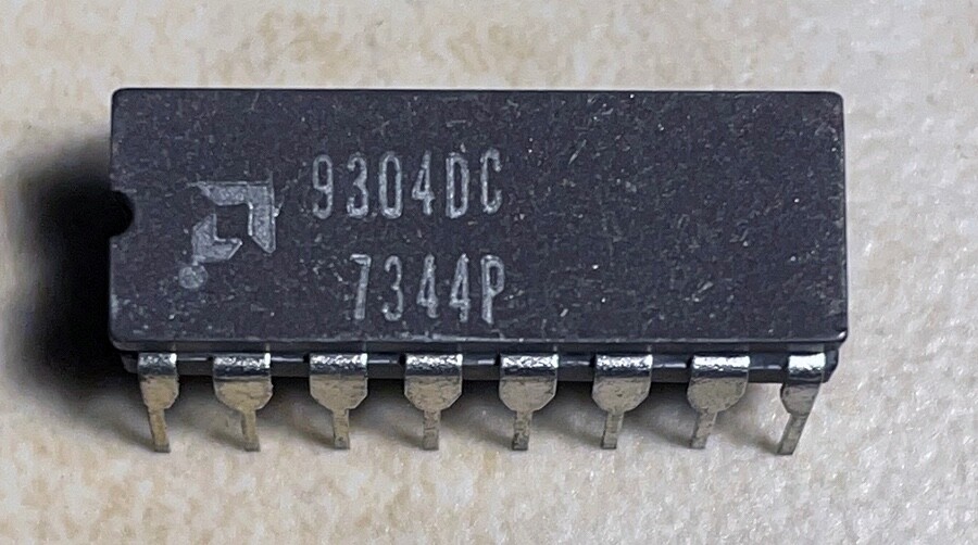 AMD 9304DC Dual Full Adder - NOS