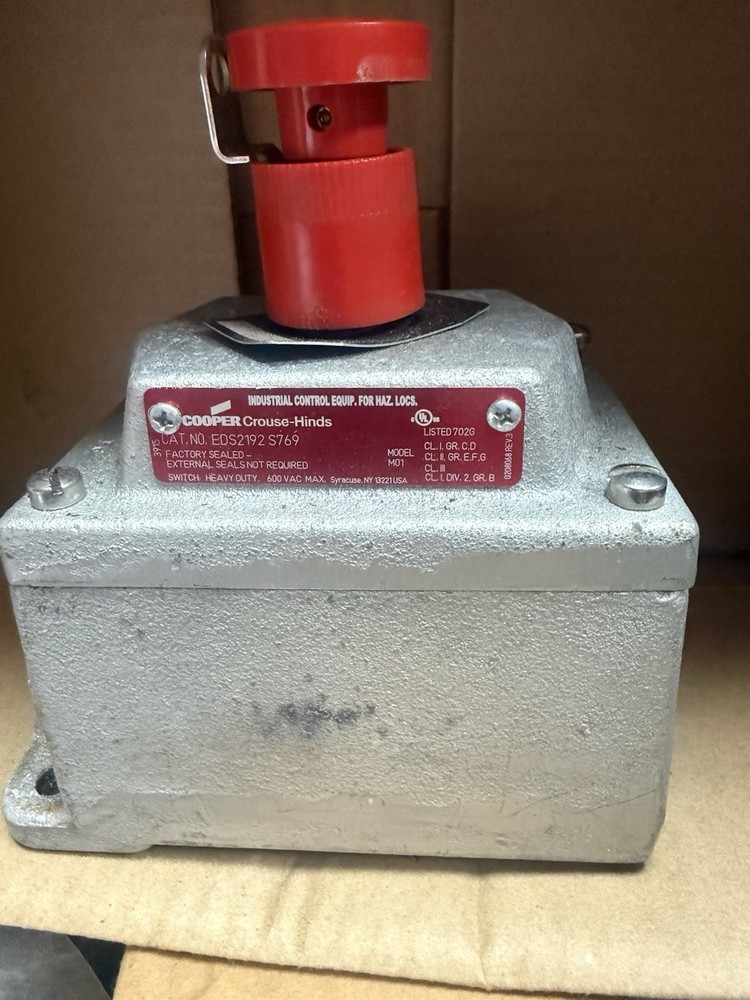 Crouse-Hinds Pushbutton Control Station (EDSC2184-S769)