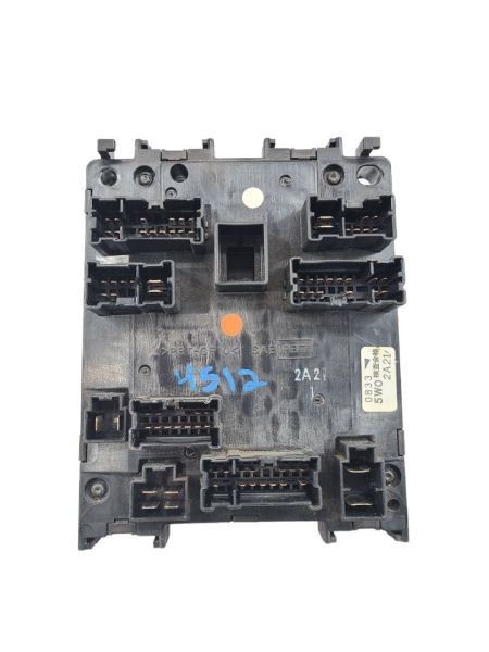 QX4 2002 Fuse Box Cabin 574238