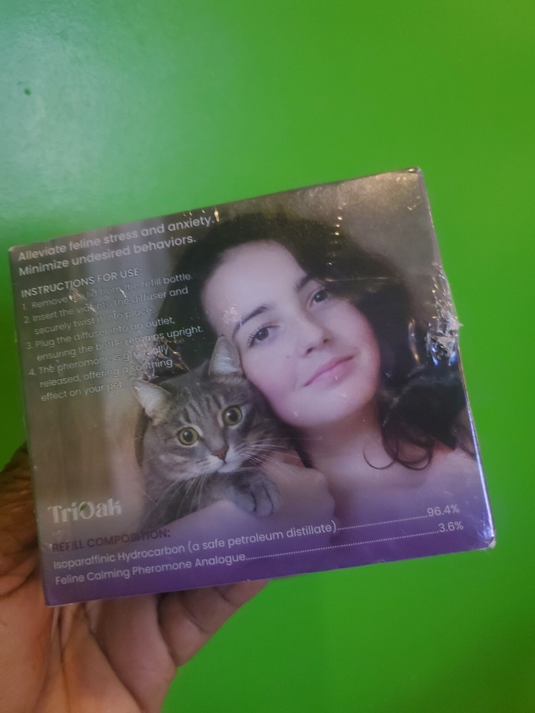TriOak Cat Calming Diffuser Kit 2 in 1 Anxiety Relief, Pheromone Diffuser 2 Pack
