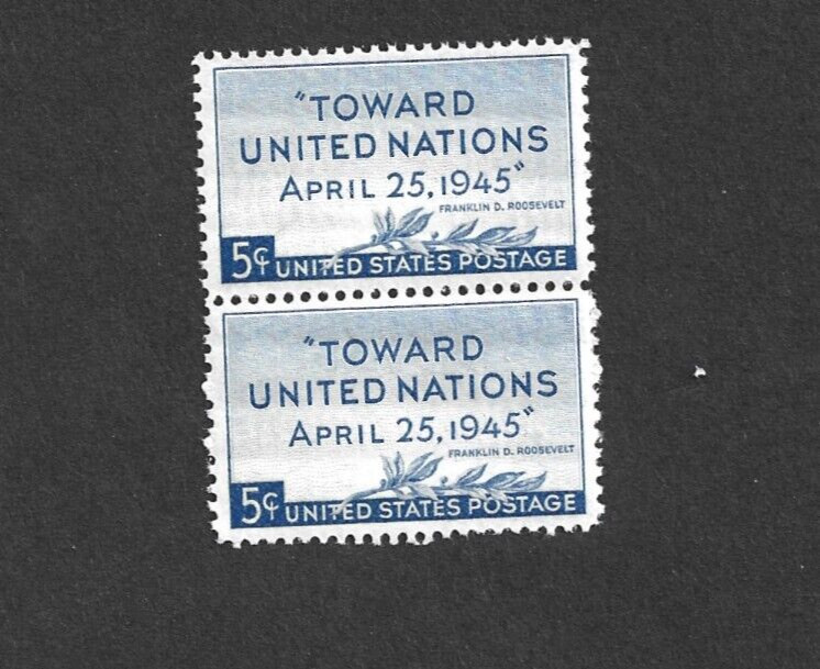 US 928 PAIR 5 CENT BLUE TOWARD UNITED NATIONS MINT NH OG FREE SHIP