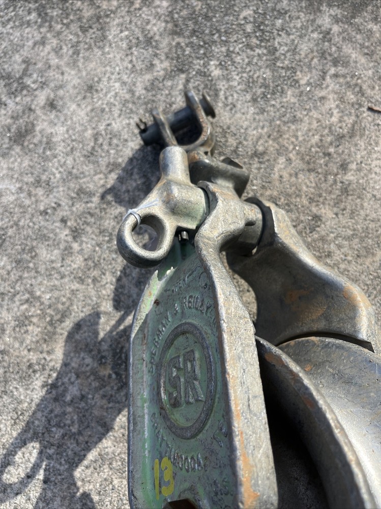 Sherman + Reilly XS-100-B Universal Stringing Block#4