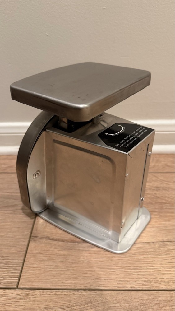 DYMO Model Y50 Tabletop Shipping Postal Mail Scale - 50 lb limit