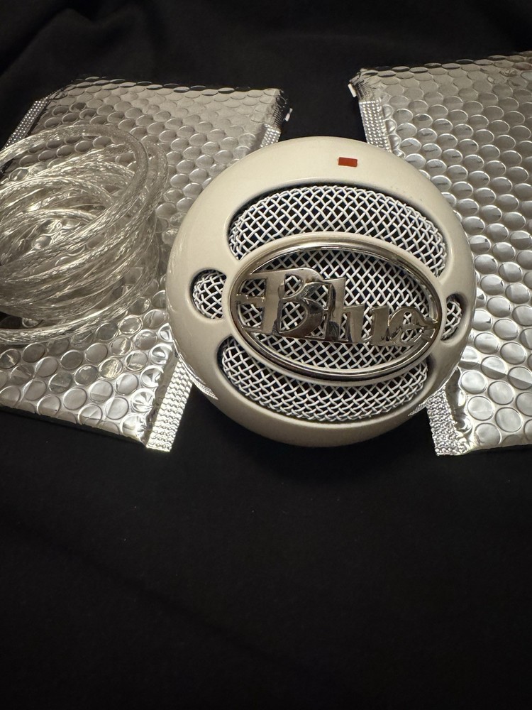 Blue Snowball USB Condenser Microphone White USB Model with Cable