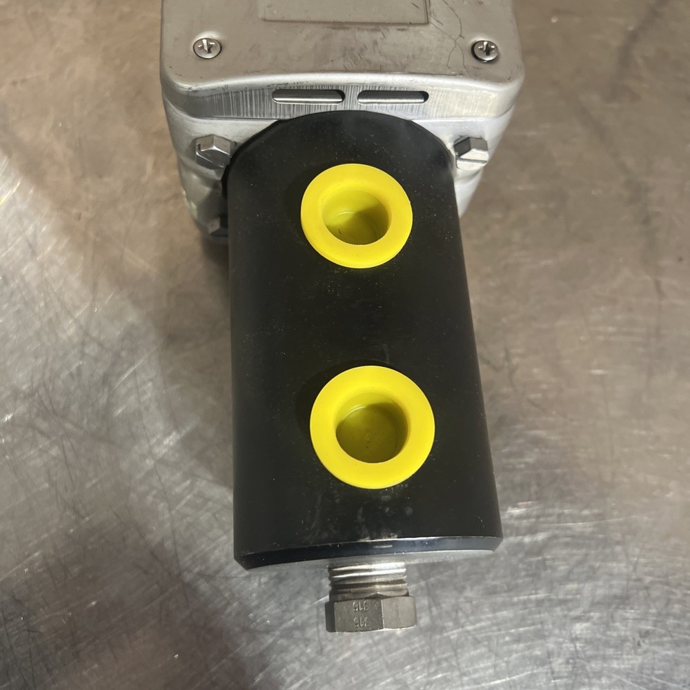 Fisher/Porter Flow Meter. Missing Spec Tag. Unknown Model Nos Surplus