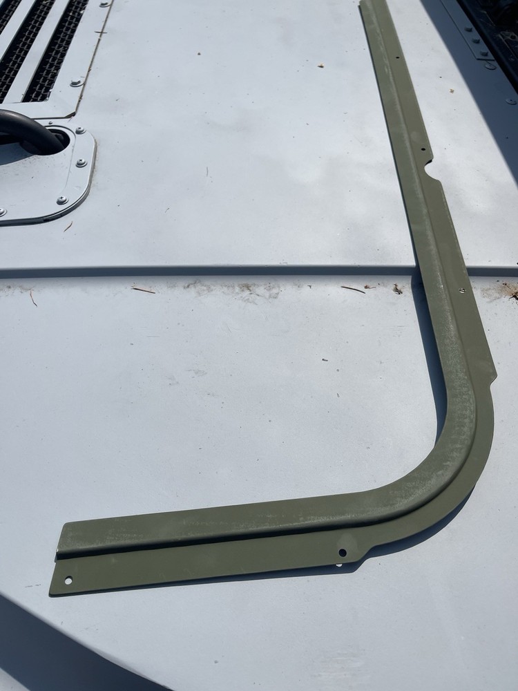 New Driver-Side Supplemental Armor Windshield Retainer,for HMMWV.