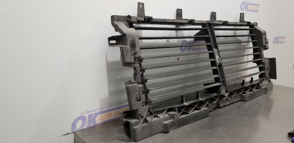 20 GMC SIERRA 1500 AIR SHUTTER 5.3L