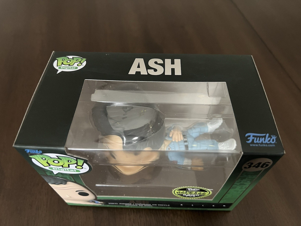 Funko Pop Digital Alien # 346 Ash w/Soft Protector