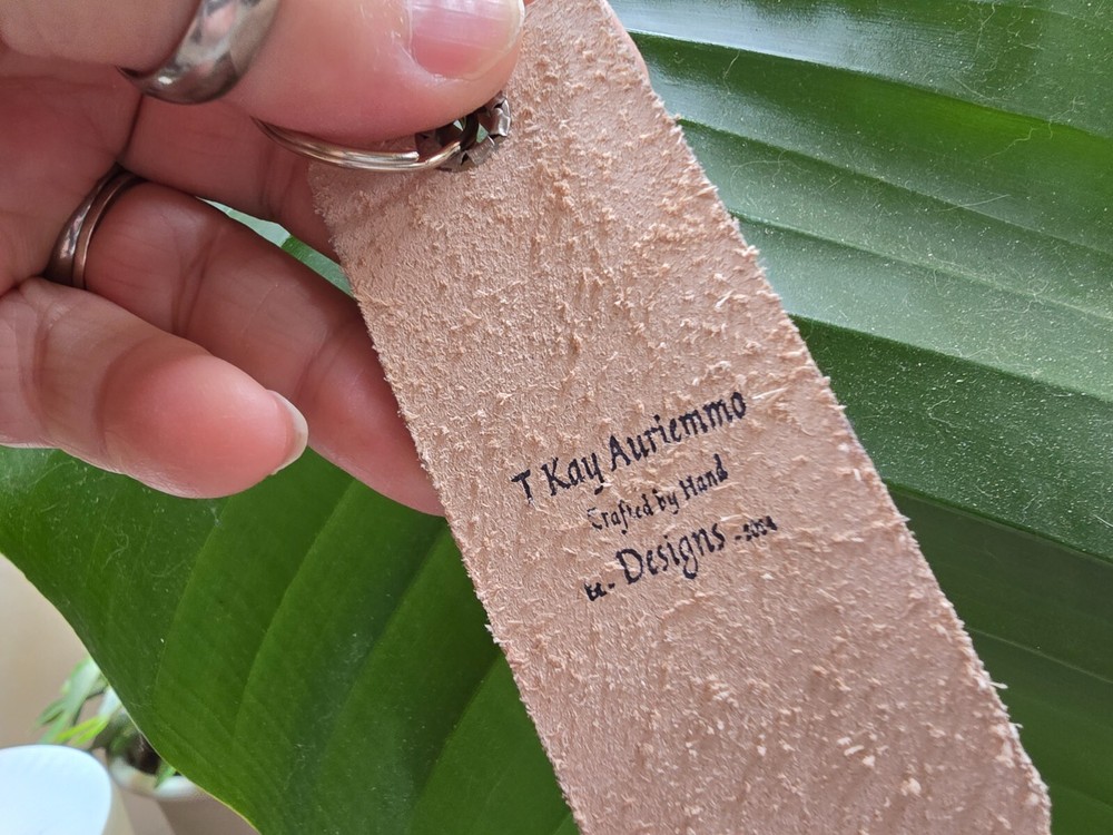 Genuine leather keychain keyring