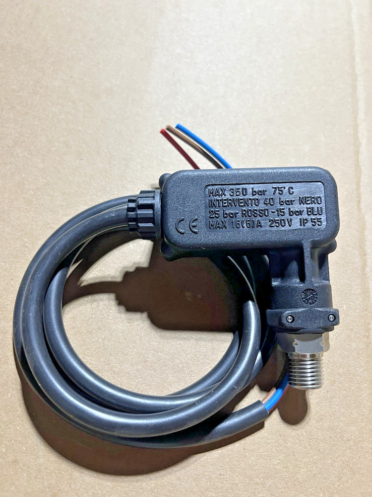 Pressure Switch Pressure Washer 1/4”MPT 3wire 15amp