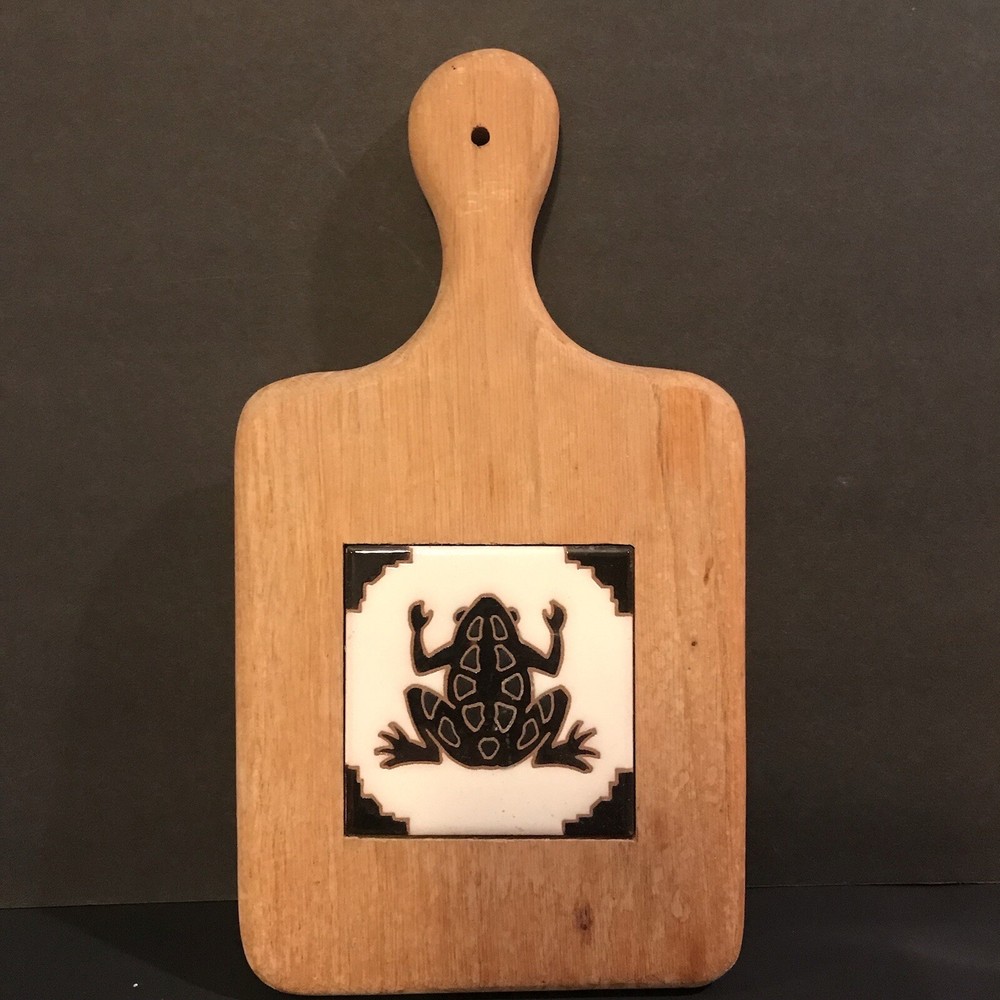 Ruis Wood Frog Tile Insert