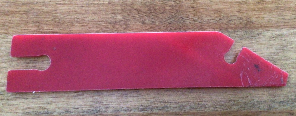 VTG SEW-EEZ Red Plastic Button Gauge, 5” Long