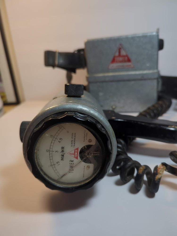 Tower Scintillator Radiation Detector Precision Model 6161 UNTESTED