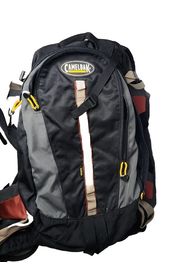 Camelbak Snobound Hydration Backpack 100 Ounce 3 Liter Bladder
