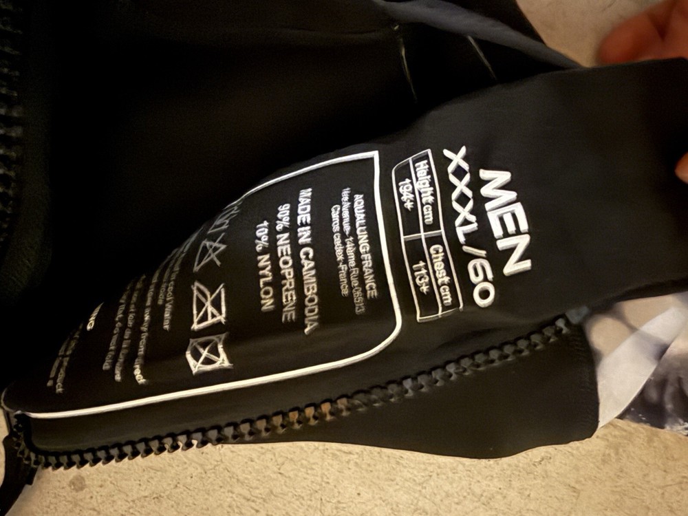 Aqua Lung Men’s Wetsuit