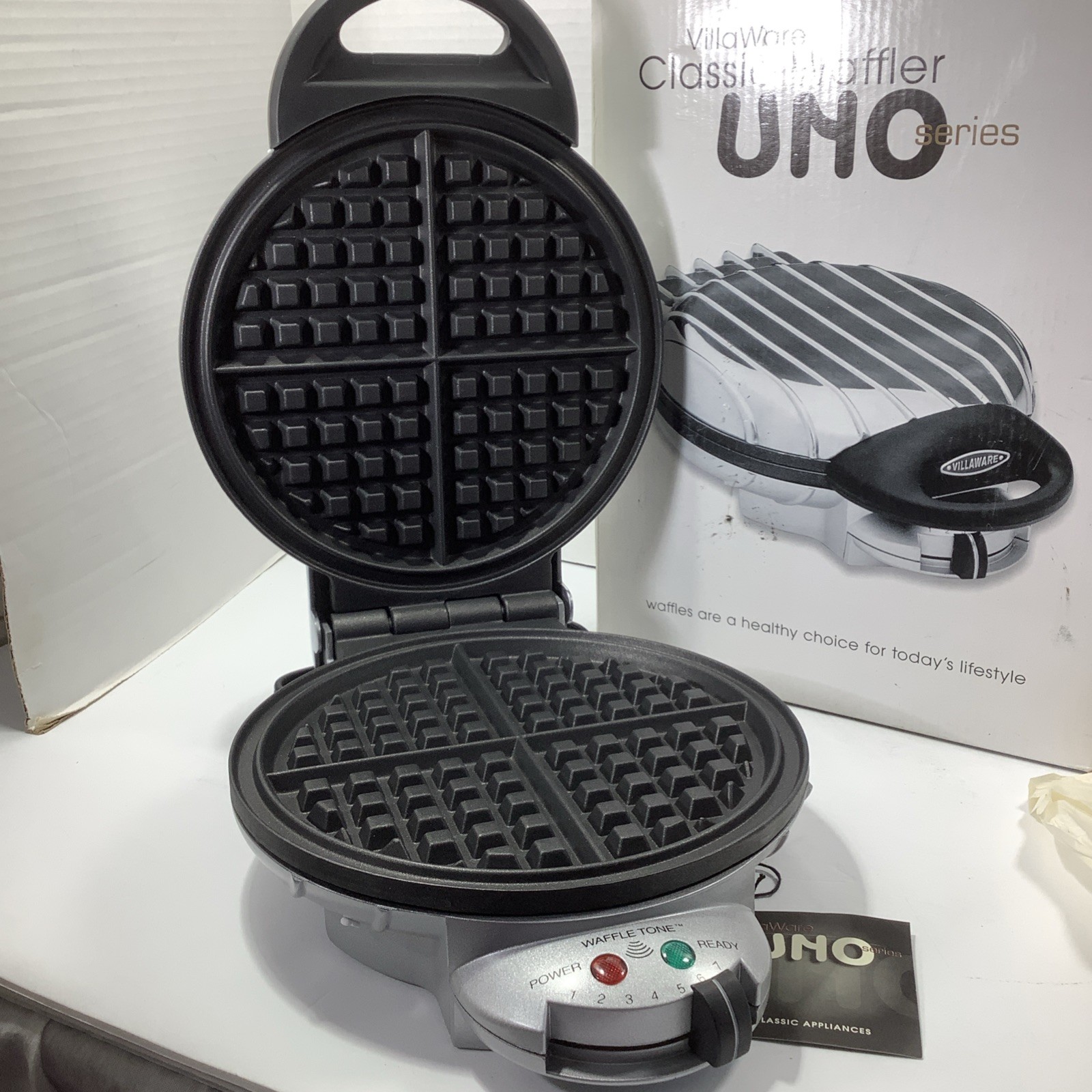 VillaWare Model 2004 Uno Classic Round Chrome Thin Waffler Maker NEW! In Box