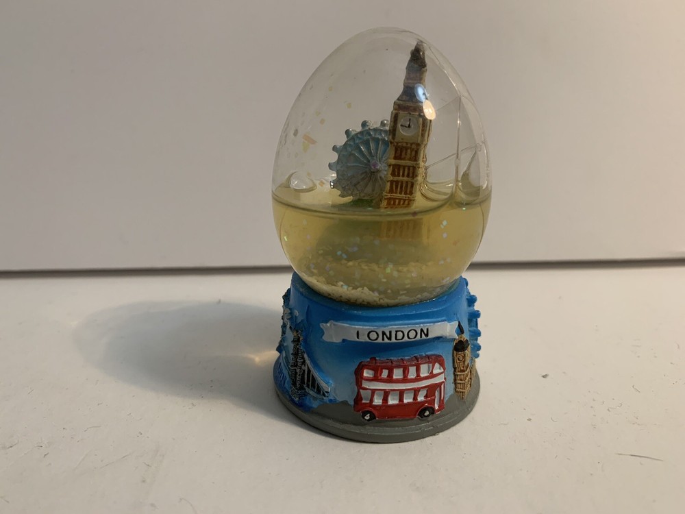 London Snow Globe
