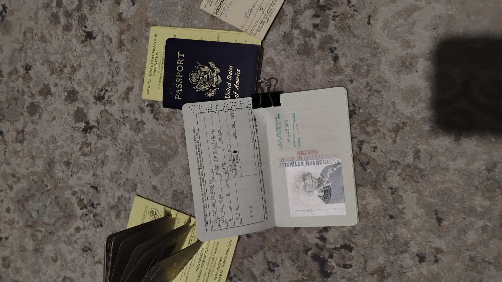 VINTAGE PASSPORT USA 1971 1977LOT OF 3