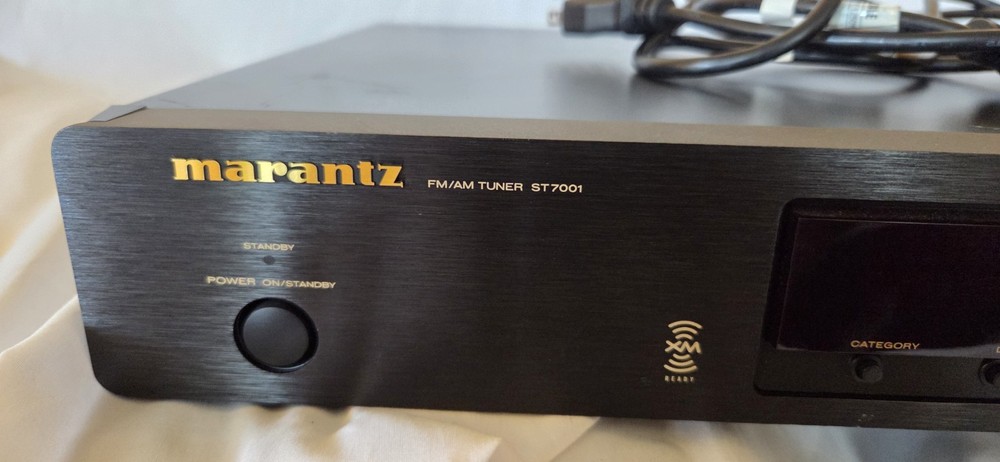 Marantz ST7001 Stereo Tuner