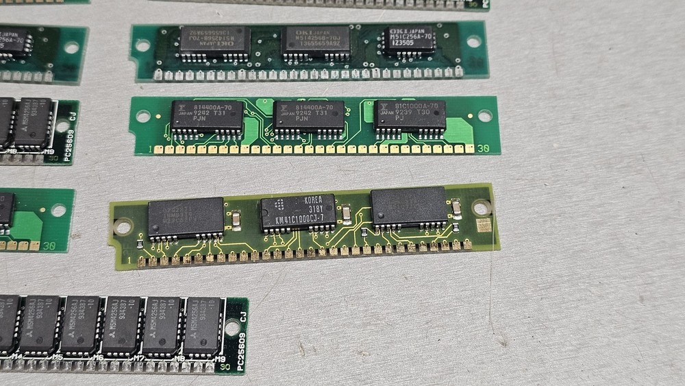 Various 30-Pin 1MB Simm Memory (BAD)(Does not Boot)