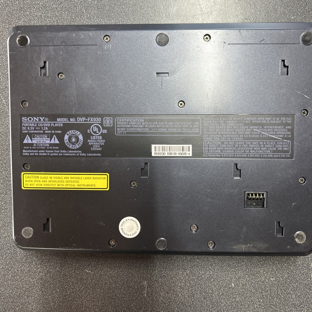 Sony DVP-FX930 Portable DVD Player (9") Untested