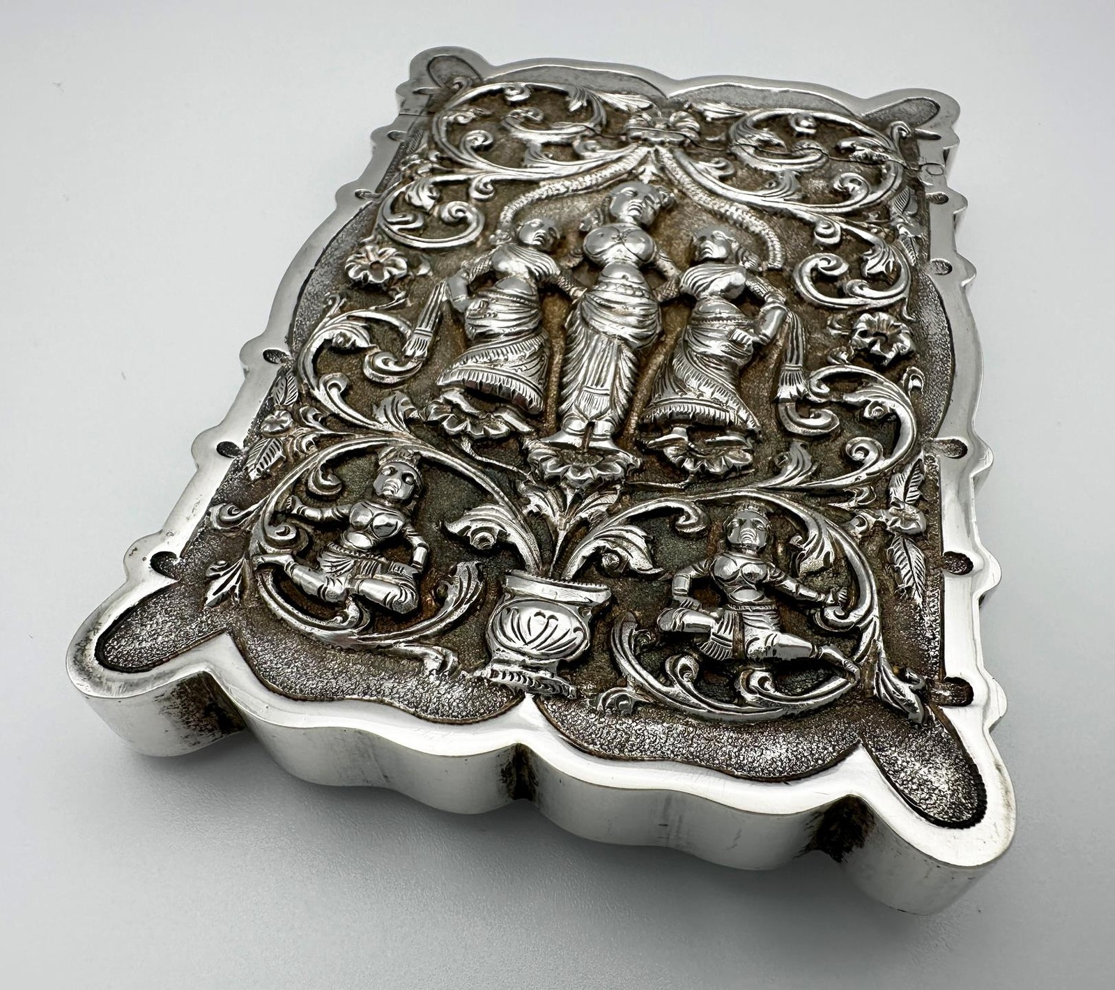 ANTIQUE INDIAN REPOUSE CARD CASE SILVER c1900 HASTINGS CHAPEL KOLKATA